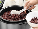 4+ Cách nấu gạo lứt đen thơm ngon, mềm dẻo tại nhà