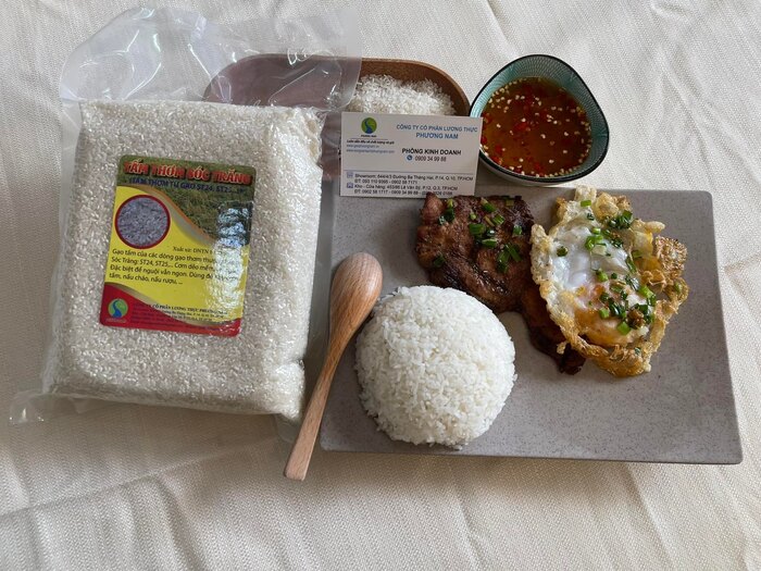 Gạo tấm ST25 rât ngon và kết hợp được nhiều món ăn khác nhau