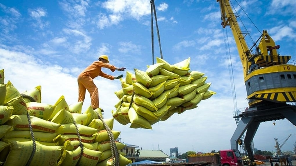 Không thể xây thương hiệu quốc gia bằng chất lượng thiếu kiểm soát