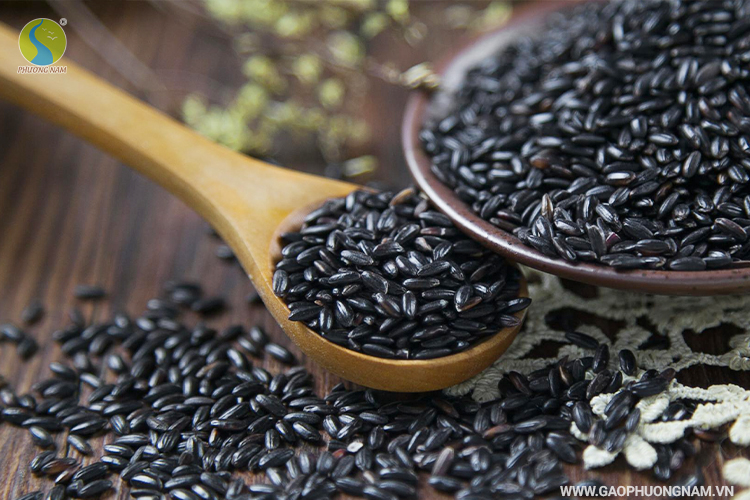 gao-lut-den-co-tot-cho-nguoi-tieu-duong-khong