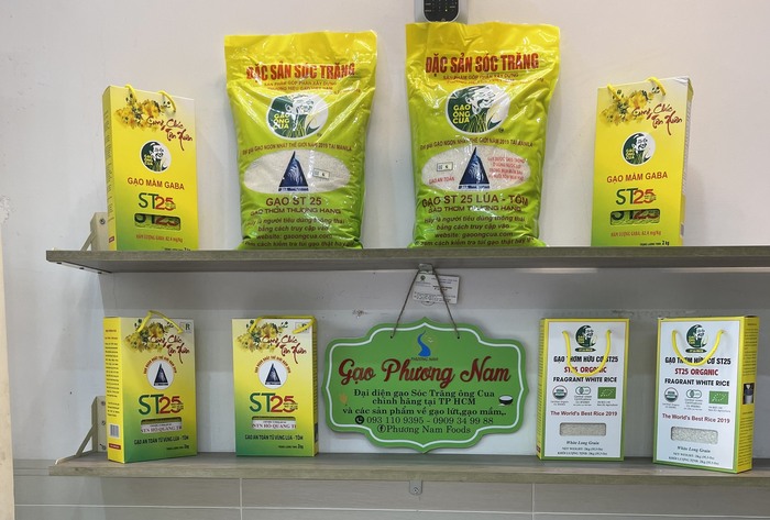 Hình ảnh gạo ST25 tại cửa hàng Gạo Phương Nam